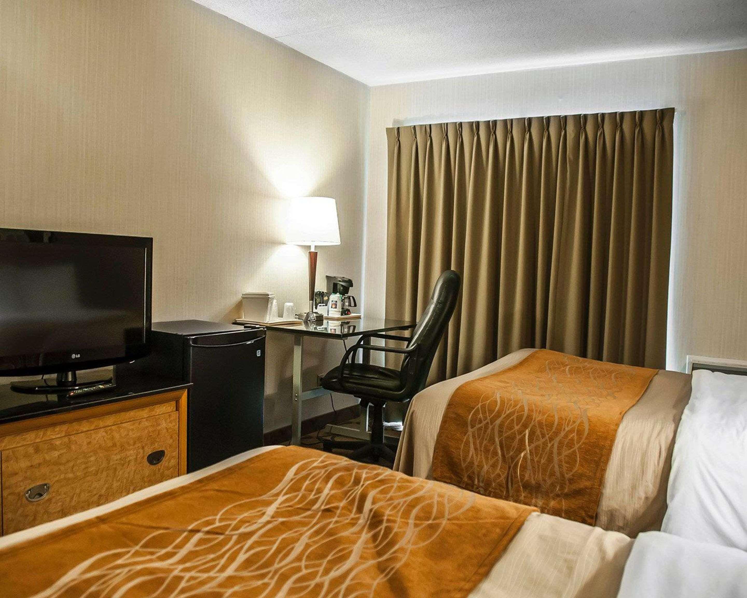 Comfort Inn Laval Exteriér fotografie