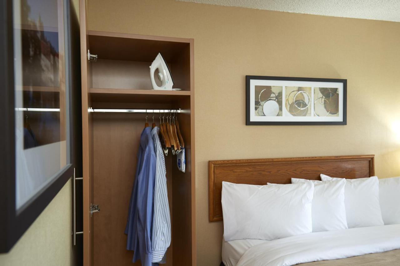 Comfort Inn Laval Exteriér fotografie